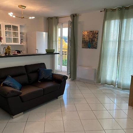 Charmant Appartement Duplex A 5Min De Disney. Magny-le-Hongre Luaran gambar