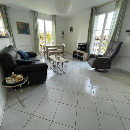 Charmant Appartement Duplex A 5Min De Disney. Magny-le-Hongre Luaran gambar