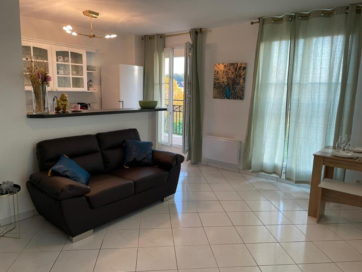 Charmant Appartement Duplex A 5Min De Disney. Magny-le-Hongre Luaran gambar