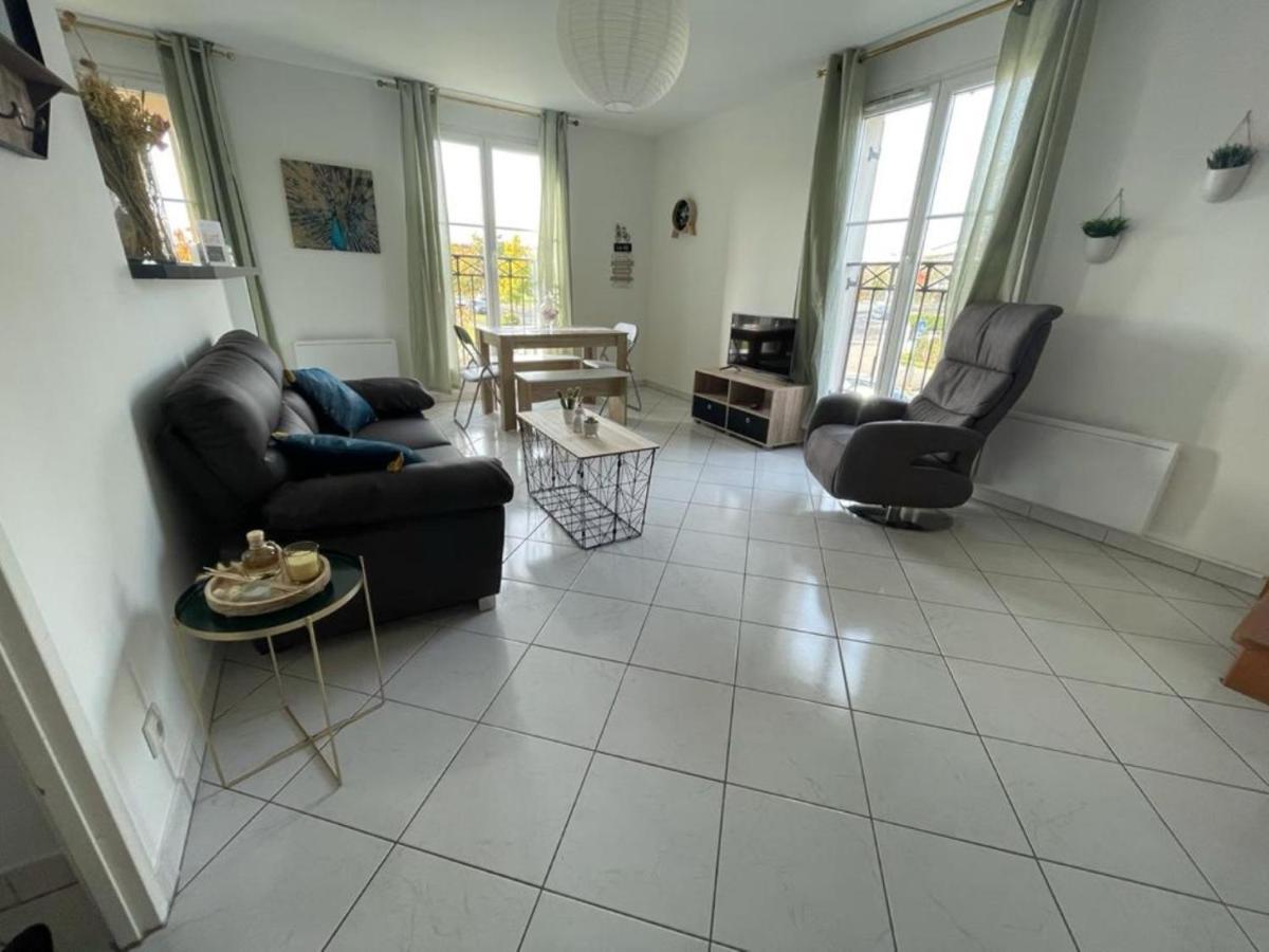 Charmant Appartement Duplex A 5Min De Disney. Magny-le-Hongre Luaran gambar