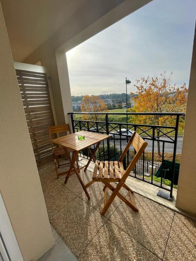 Charmant Appartement Duplex A 5Min De Disney. Magny-le-Hongre Luaran gambar